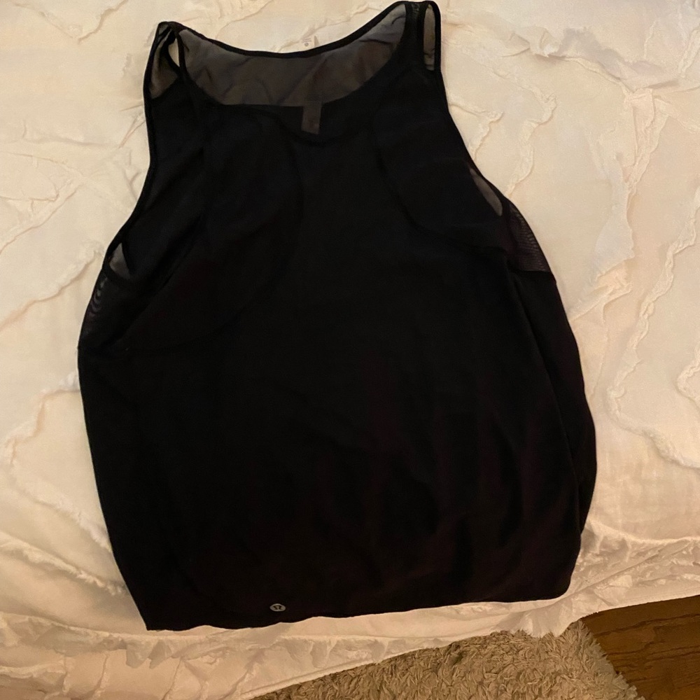 Black lulu lemon tank. Great condition. Size 6